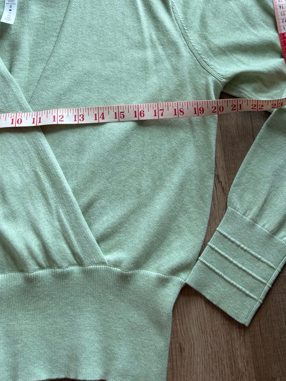 Lululemon Crossover Ribbed Waist Sweater in Heathered Creamy Mint - Picture 5 of 6